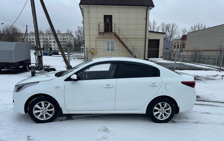 KIA Rio IV, 2018 год, 1 020 000 рублей, 3 фотография