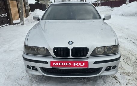 BMW 5 серия, 2002 год, 650 000 рублей, 10 фотография