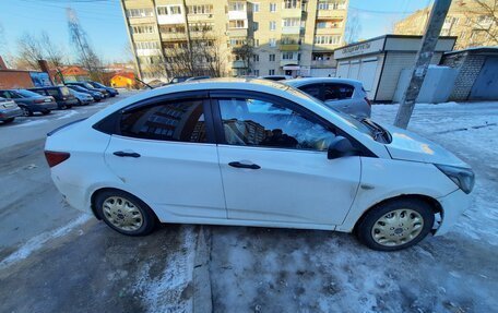 Hyundai Solaris II рестайлинг, 2014 год, 650 000 рублей, 3 фотография