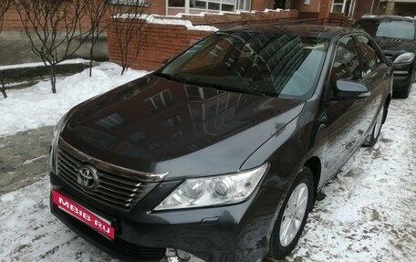 Toyota Camry, 2013 год, 2 300 000 рублей, 3 фотография