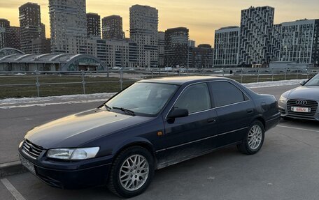 Toyota Camry, 1996 год, 420 000 рублей, 2 фотография