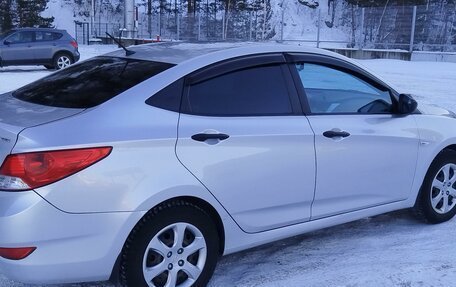 Hyundai Solaris II рестайлинг, 2013 год, 1 250 000 рублей, 5 фотография