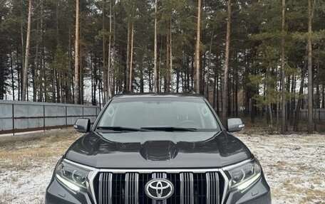 Toyota Land Cruiser Prado 150 рестайлинг 2, 2018 год, 5 250 000 рублей, 2 фотография