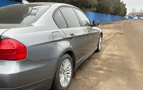 BMW 3 серия, 2011 год, 1 300 000 рублей, 2 фотография