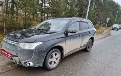 Mitsubishi Outlander III рестайлинг 3, 2013 год, 1 000 000 рублей, 1 фотография