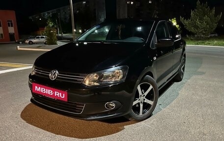 Volkswagen Polo VI (EU Market), 2011 год, 500 000 рублей, 4 фотография