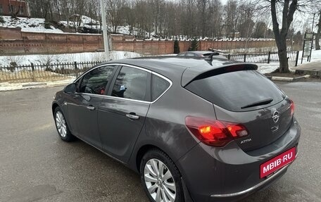 Opel Astra J, 2012 год, 950 000 рублей, 3 фотография