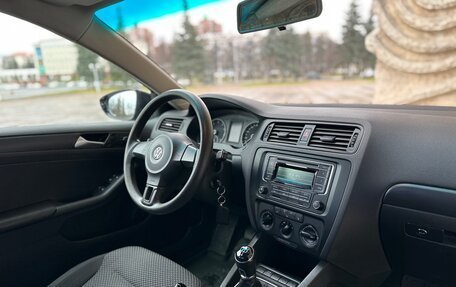 Volkswagen Jetta VI, 2014 год, 945 000 рублей, 11 фотография