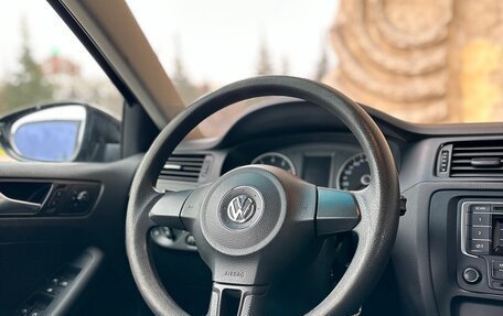 Volkswagen Jetta VI, 2014 год, 945 000 рублей, 12 фотография