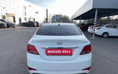 Hyundai Solaris II рестайлинг, 2014 год, 1 125 000 рублей, 5 фотография