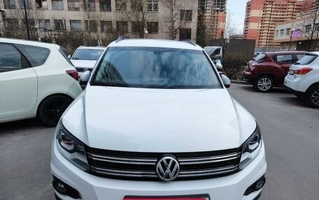 Volkswagen Tiguan I, 2014 год, 1 600 000 рублей, 1 фотография