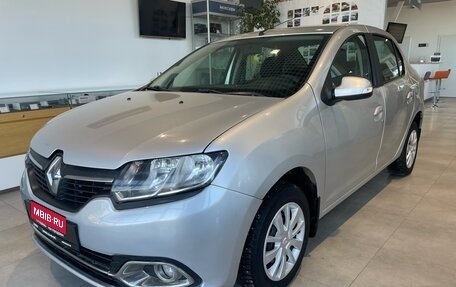 Renault Logan II, 2016 год, 740 000 рублей, 1 фотография