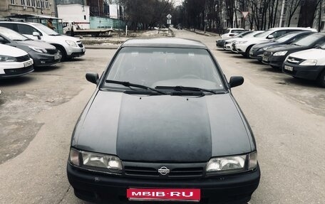 Nissan Primera II рестайлинг, 1991 год, 90 000 рублей, 2 фотография