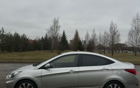 Hyundai Solaris II рестайлинг, 2011 год, 750 000 рублей, 3 фотография