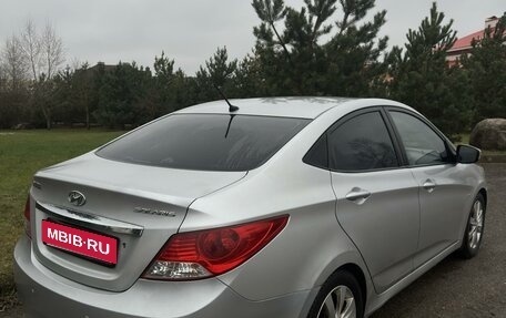 Hyundai Solaris II рестайлинг, 2011 год, 750 000 рублей, 6 фотография