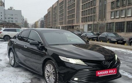 Toyota Camry, 2020 год, 3 450 000 рублей, 3 фотография