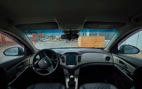 Chevrolet Cruze II, 2012 год, 800 000 рублей, 9 фотография