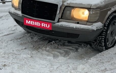 Mercedes-Benz S-Класс, 1985 год, 300 000 рублей, 6 фотография