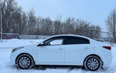 KIA Rio IV, 2017 год, 1 390 000 рублей, 4 фотография