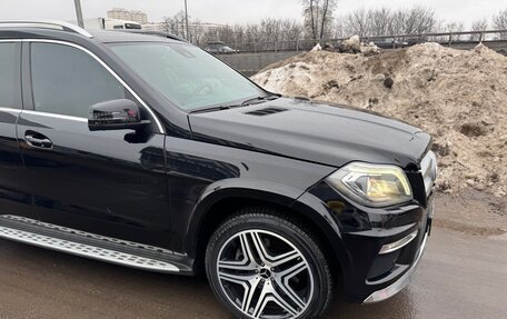 Mercedes-Benz GL-Класс, 2015 год, 3 640 000 рублей, 5 фотография