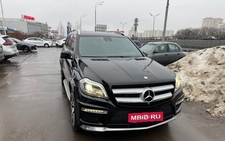 Mercedes-Benz GL-Класс, 2015 год, 3 640 000 рублей, 2 фотография