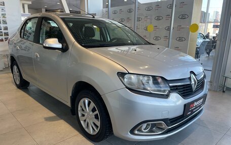 Renault Logan II, 2016 год, 740 000 рублей, 2 фотография