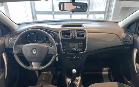 Renault Logan II, 2016 год, 740 000 рублей, 8 фотография