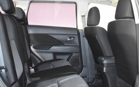 Mitsubishi Outlander III рестайлинг 3, 2012 год, 1 315 000 рублей, 14 фотография