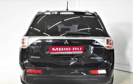 Mitsubishi Outlander III рестайлинг 3, 2012 год, 1 315 000 рублей, 3 фотография