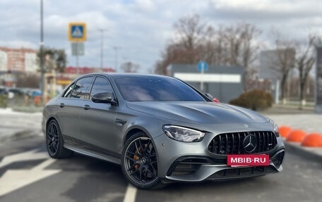 Mercedes-Benz E-Класс AMG, 2022 год, 16 000 000 рублей, 15 фотография