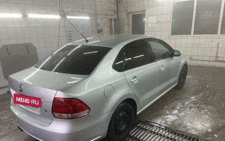 Volkswagen Polo VI (EU Market), 2013 год, 1 100 000 рублей, 4 фотография