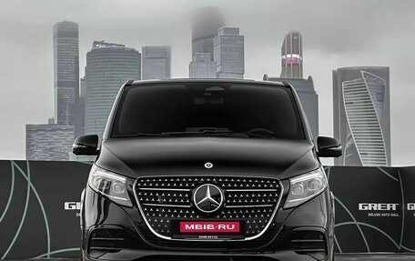 Mercedes-Benz V-Класс, 2024 год, 18 600 000 рублей, 2 фотография