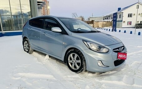 Hyundai Solaris II рестайлинг, 2013 год, 750 000 рублей, 1 фотография