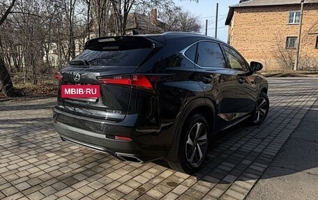 Lexus NX I, 2019 год, 3 600 000 рублей, 3 фотография