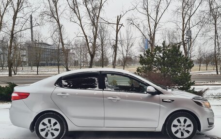 KIA Rio III рестайлинг, 2015 год, 999 000 рублей, 2 фотография