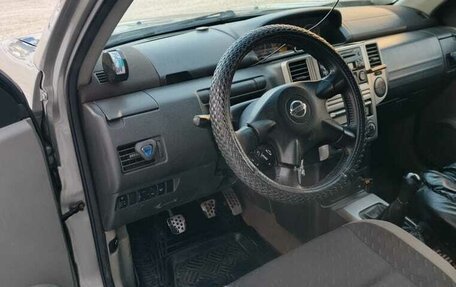 Nissan X-Trail, 2005 год, 950 000 рублей, 8 фотография