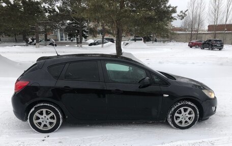 Opel Astra J, 2011 год, 690 000 рублей, 6 фотография