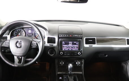 Volkswagen Touareg III, 2016 год, 3 299 990 рублей, 13 фотография