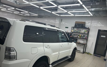 Mitsubishi Pajero IV, 2011 год, 2 000 000 рублей, 15 фотография