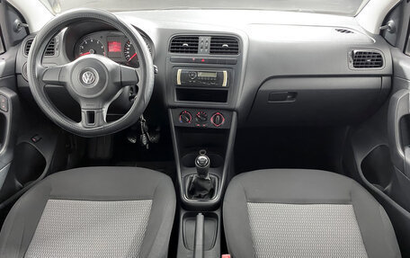 Volkswagen Polo VI (EU Market), 2013 год, 747 000 рублей, 16 фотография