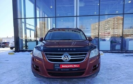 Volkswagen Tiguan I, 2010 год, 850 000 рублей, 2 фотография