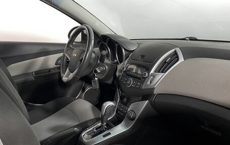 Chevrolet Cruze II, 2013 год, 739 000 рублей, 10 фотография