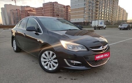 Opel Astra J, 2013 год, 850 000 рублей, 3 фотография