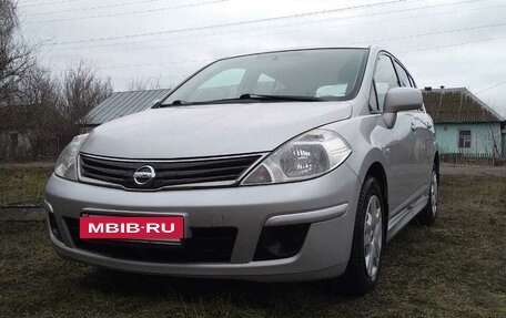 Nissan Tiida, 2013 год, 880 000 рублей, 2 фотография