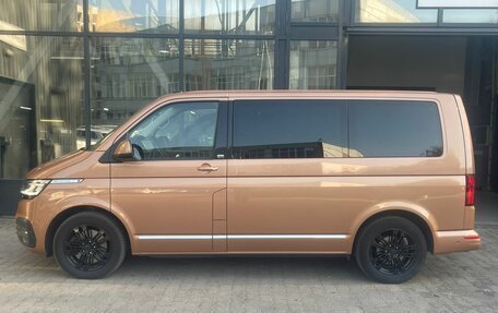 Volkswagen Multivan T6 рестайлинг, 2020 год, 6 319 000 рублей, 3 фотография