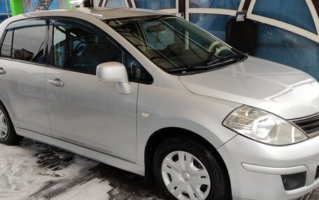 Nissan Tiida, 2011 год, 850 000 рублей, 2 фотография