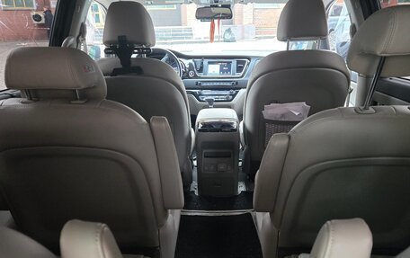 KIA Carnival III, 2019 год, 3 300 000 рублей, 14 фотография