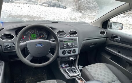 Ford Focus II рестайлинг, 2005 год, 300 000 рублей, 6 фотография