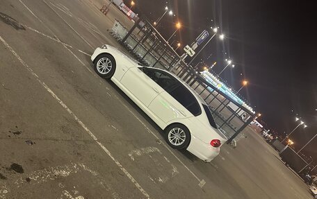 BMW 3 серия, 2011 год, 1 550 000 рублей, 2 фотография