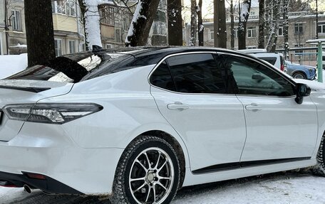 Toyota Camry, 2021 год, 3 499 000 рублей, 2 фотография